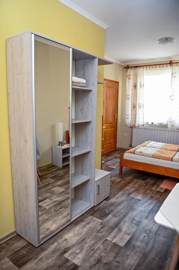Angela Vendeghaz Hotel Tokaj Buitenkant foto