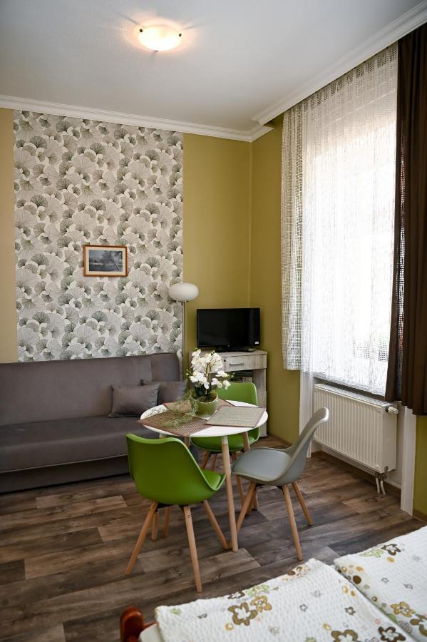 Angela Vendeghaz Hotel Tokaj Buitenkant foto